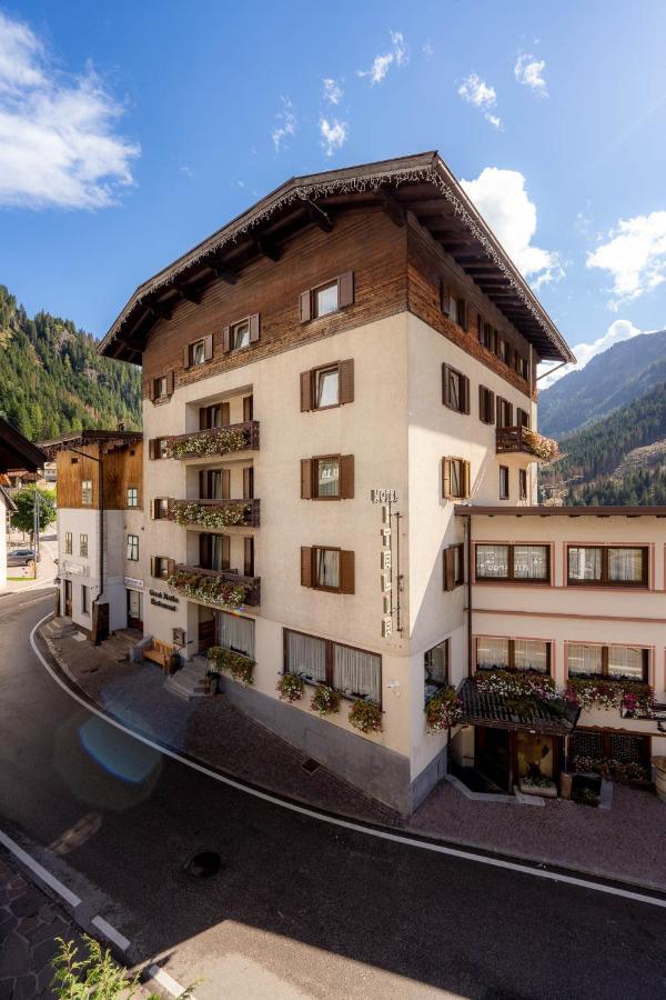 Hotel Italia Canazei Extérieur photo