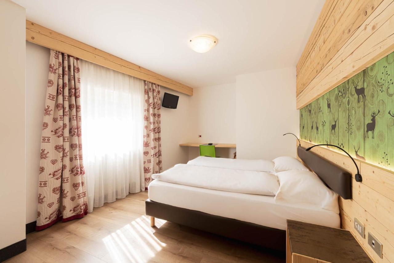 Hotel Italia Canazei Extérieur photo