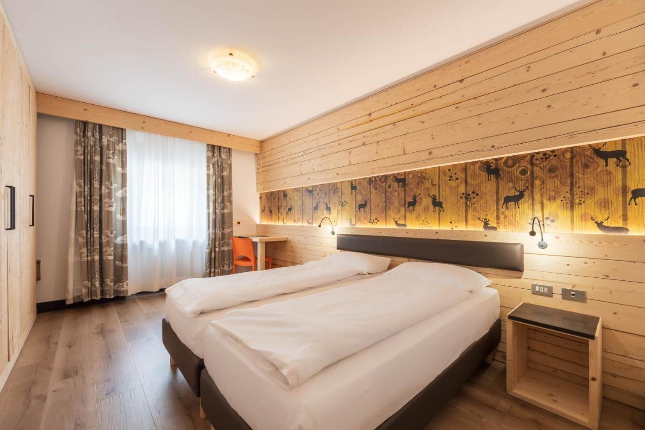Hotel Italia Canazei Extérieur photo
