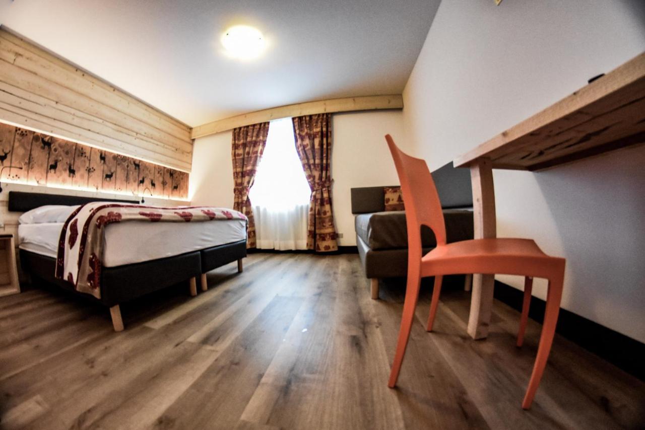 Hotel Italia Canazei Extérieur photo